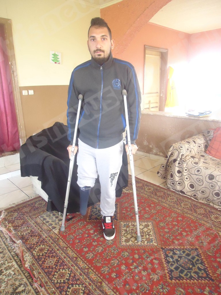 Η περιπέτεια του 26χρονου Παναγιώτη από τα Λεχαινά: «Πάθε και κάτι άλλο για να αυξηθεί το ποσοστό αναπηρίας…»