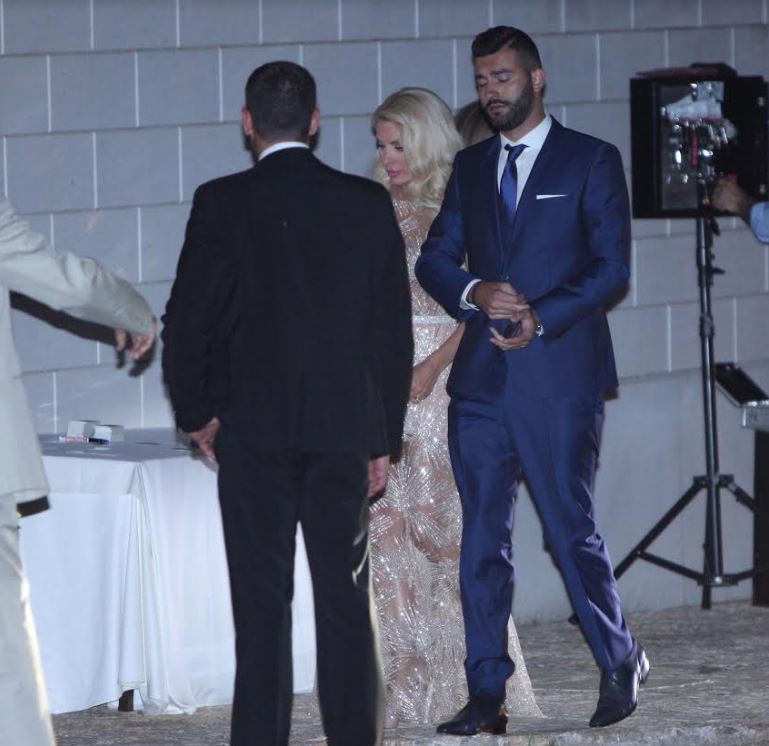 Ο γάμος της δεκαετίας: Παντρεύτηκαν Σάκης Ρουβάς και Κάτια Ζυγούλη! (εικόνες)