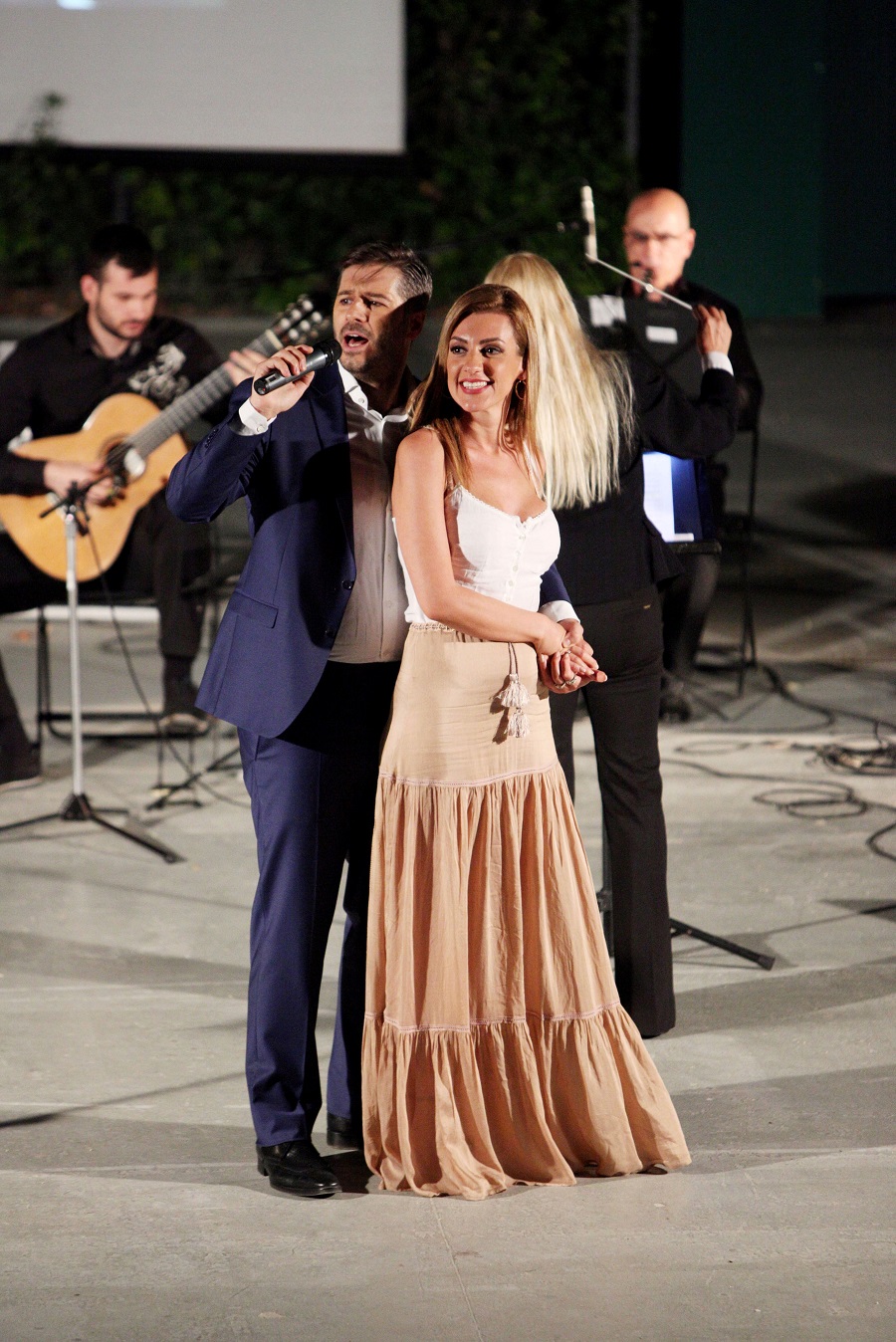 Ξαφνικός χωρισμός για ζευγάρι της ελληνικής showbiz ένα μήνα πριν το γάμο!