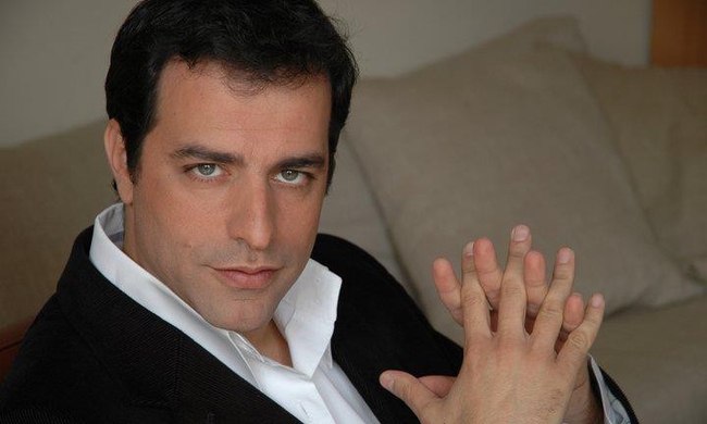 Πασίγνωστος Έλληνας ηθοποιός ανακάλυψε πως ο ΕΟΠΥ τον είχε «πεθάνει» από το 2004